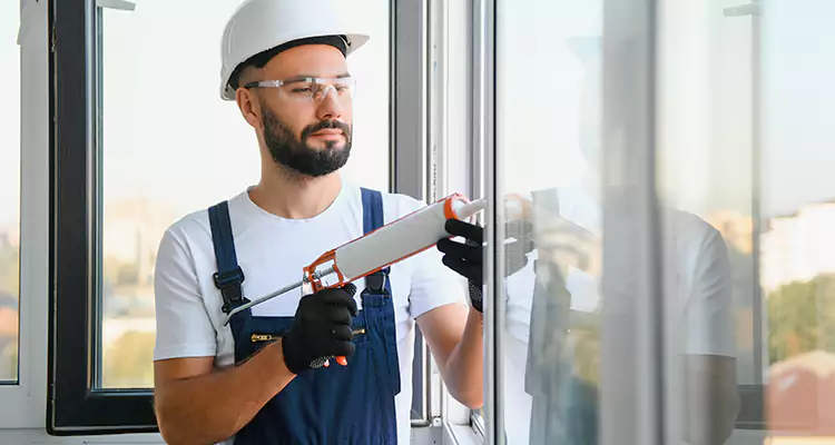 Retractable Screens Repair for Patio in Miami Lakes, FL