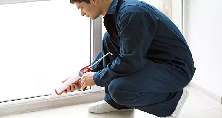 Window Glass Caulk Repair in Miami Lakes, FL