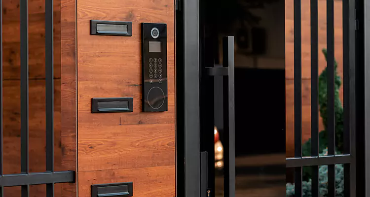 Automatic Door Maintenance in Miami Lakes, FL