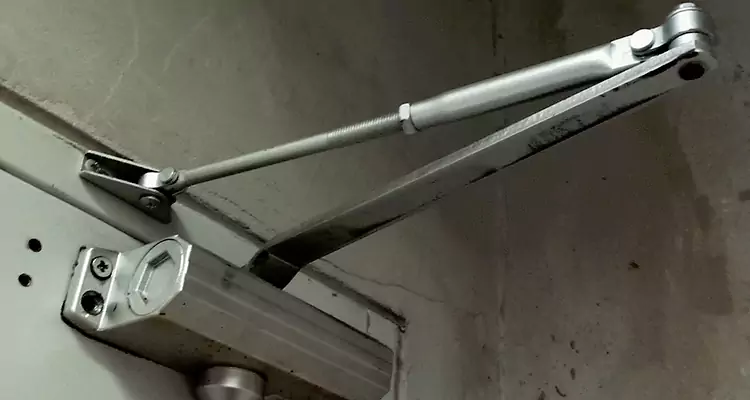Door Closer Parallel Arm Installation in Miami Lakes, FL
