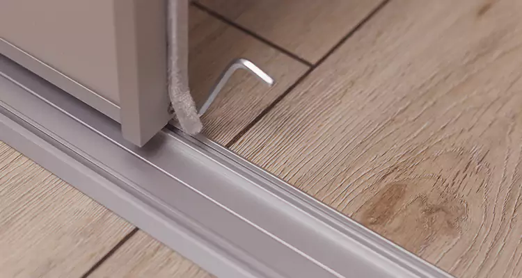 Squeaky Sliding Door Repair in Miami Lakes, FL