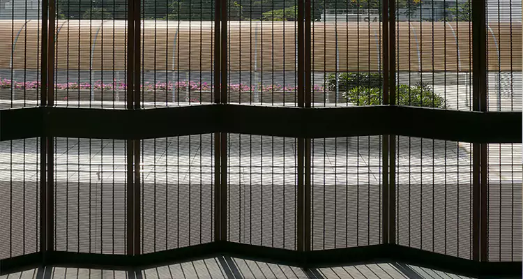 Front Screen Door Repair in Miami Lakes, FL
