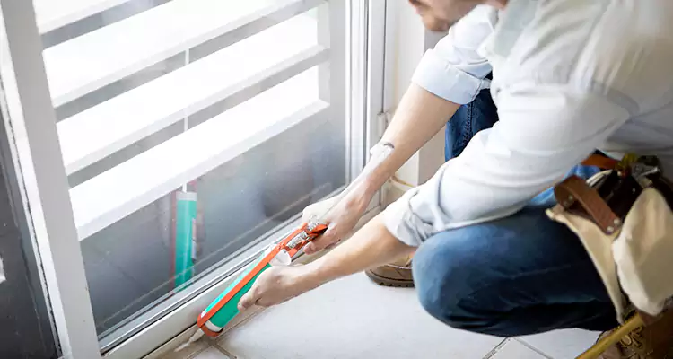 Dap Window Caulk Repair in Miami Lakes, FL